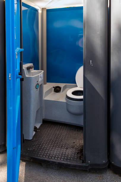 Best High-end porta potty rental  in Wallis, TX